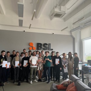 Наши резиденты проходят стажировку в IT-компании BSL - Школа программирования для детей, компьютерные курсы для школьников, начинающих и подростков - KIBERone г. Ростов-на-Дону